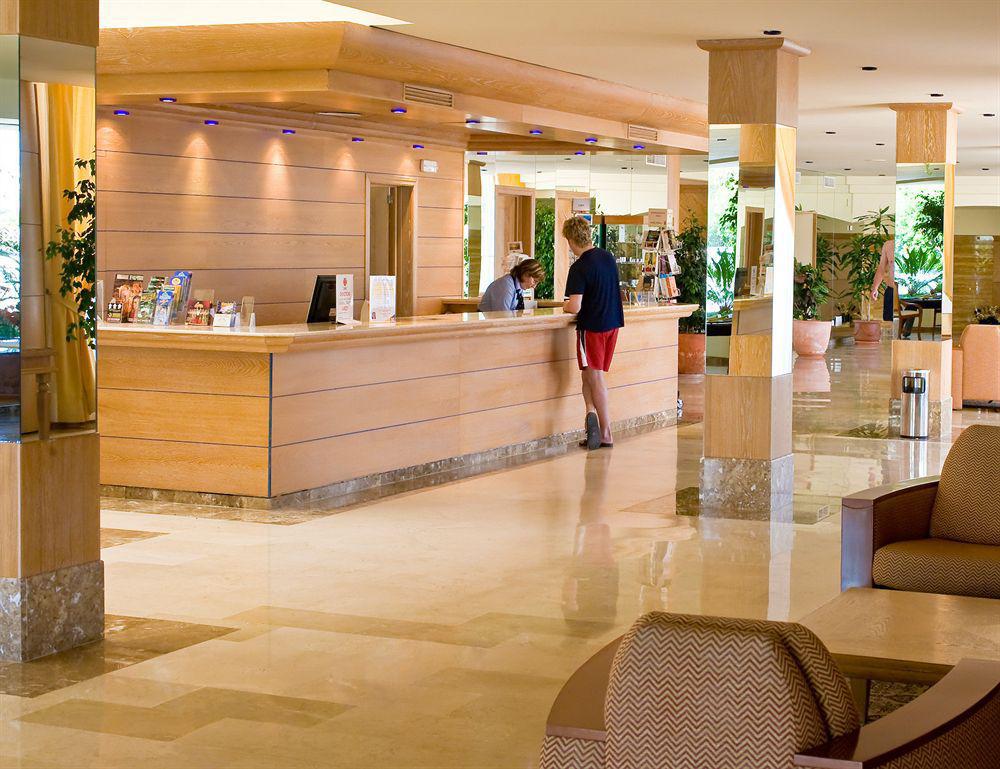 Thb Guya Playa Hotel Cala Ratjada  Interior photo